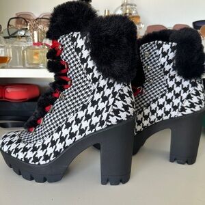 NEW Jessica Simpson Mikah chunky block lug heel hikers ankle boots houndstooth 8